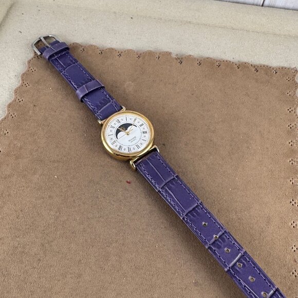 Vintage Pulsar Moon Phase Gold Tone Watch Lavender Embossed Leather Strap - Picture 4 of 7